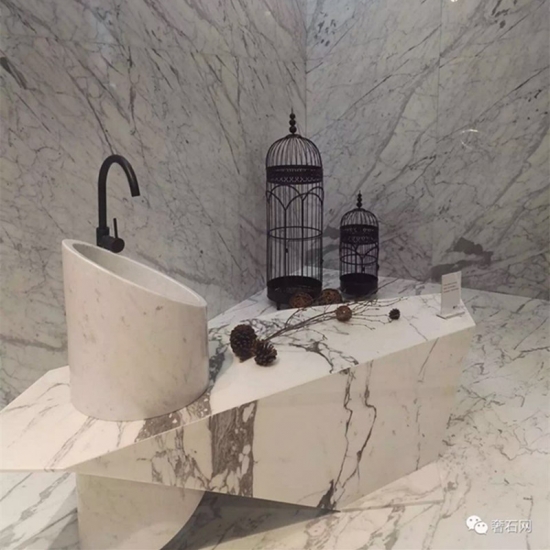 statuario marble bathroom